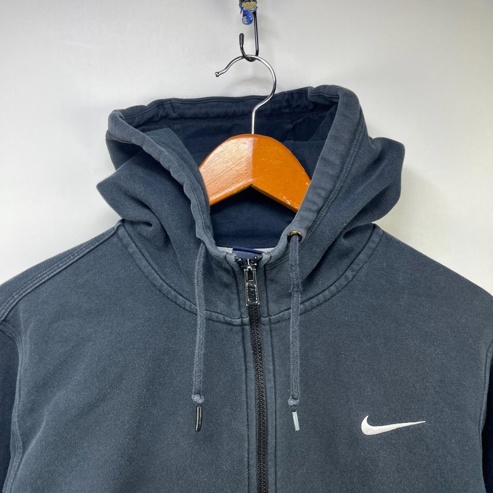 Nike Vintage Nike Zip Up Black Hoodie Large Size US L / EU 52-54 / 3 - 2 Thumbnail