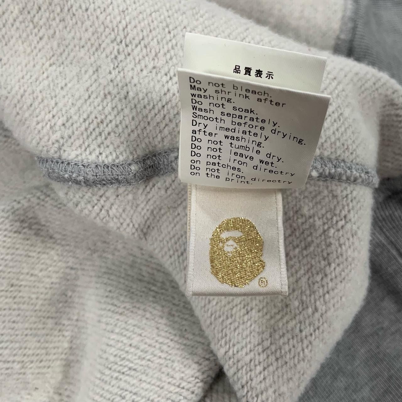 Bape VTG A Bathing Ape Bape Gray Black Split Camo Shark Hoodie Size US XL / EU 56 / 4 - 8 Thumbnail