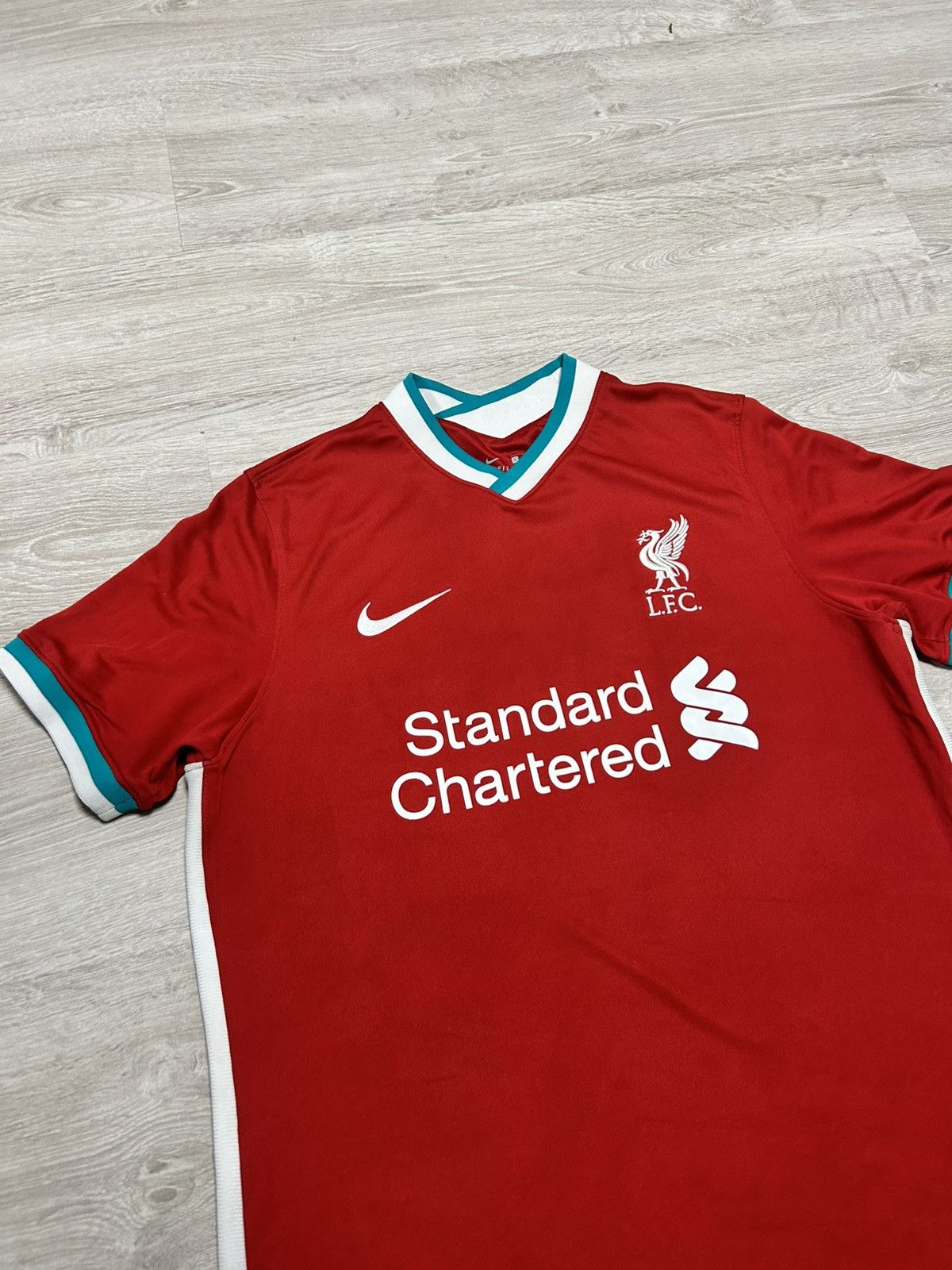 Nike Nike Soccer Jersey FC Liverpool 2020/21 away size M Size US M / EU 48-50 / 2 - 1 Thumbnail