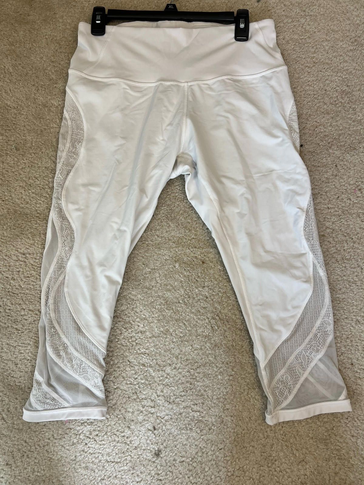 Designer Lululemon Wunder Under Crop 21" *Lace White Sz12 Size 34" / US 12 / IT 48 - 3 Thumbnail