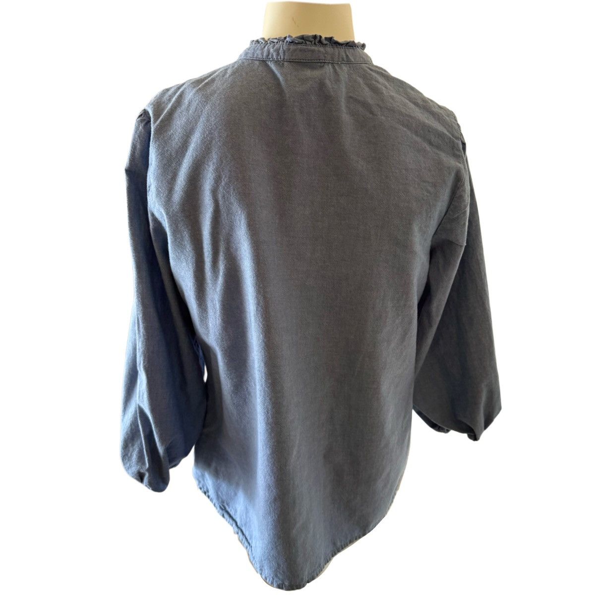 St. Johns Bay St. John’s Bay women’s M 100% cotton blue chambray white Size M / US 6-8 / IT 42-44 - 3 Thumbnail