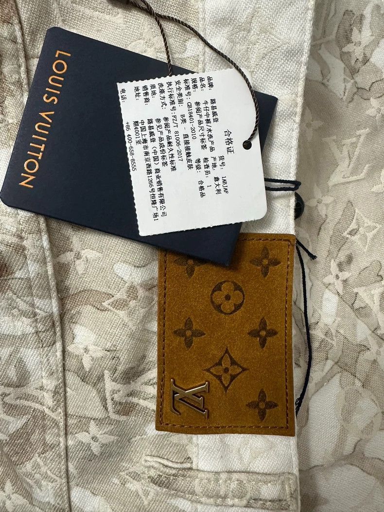 Louis Vuitton Louis Vuitton Printed Cargo Shorts Size 33-2506 Size US 33 - 3 Thumbnail