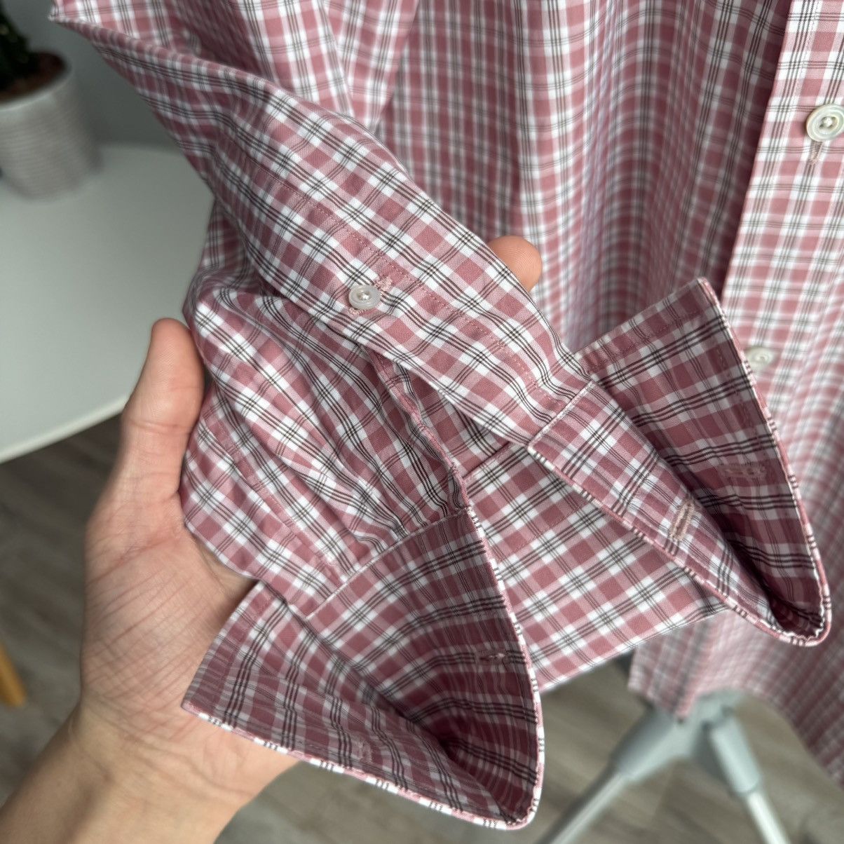 Tom Ford Tom Ford Pink White Check Cotton Dress Shirt French Cuff Size US M / EU 48-50 / 2 - 7 Thumbnail