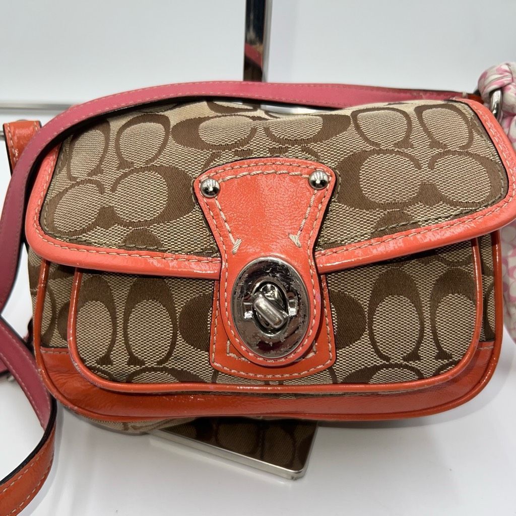 Coach Coach Legacy Signature Canvas Crossbody Bag with a turn-lock Size ONE SIZE - 2 Thumbnail