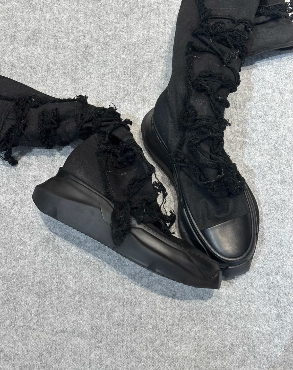 Rick Owens Rick Owens DRKSHDW Distressed Stretch Tank Boots Size US 7.5 / EU 40-41 - 4 Thumbnail
