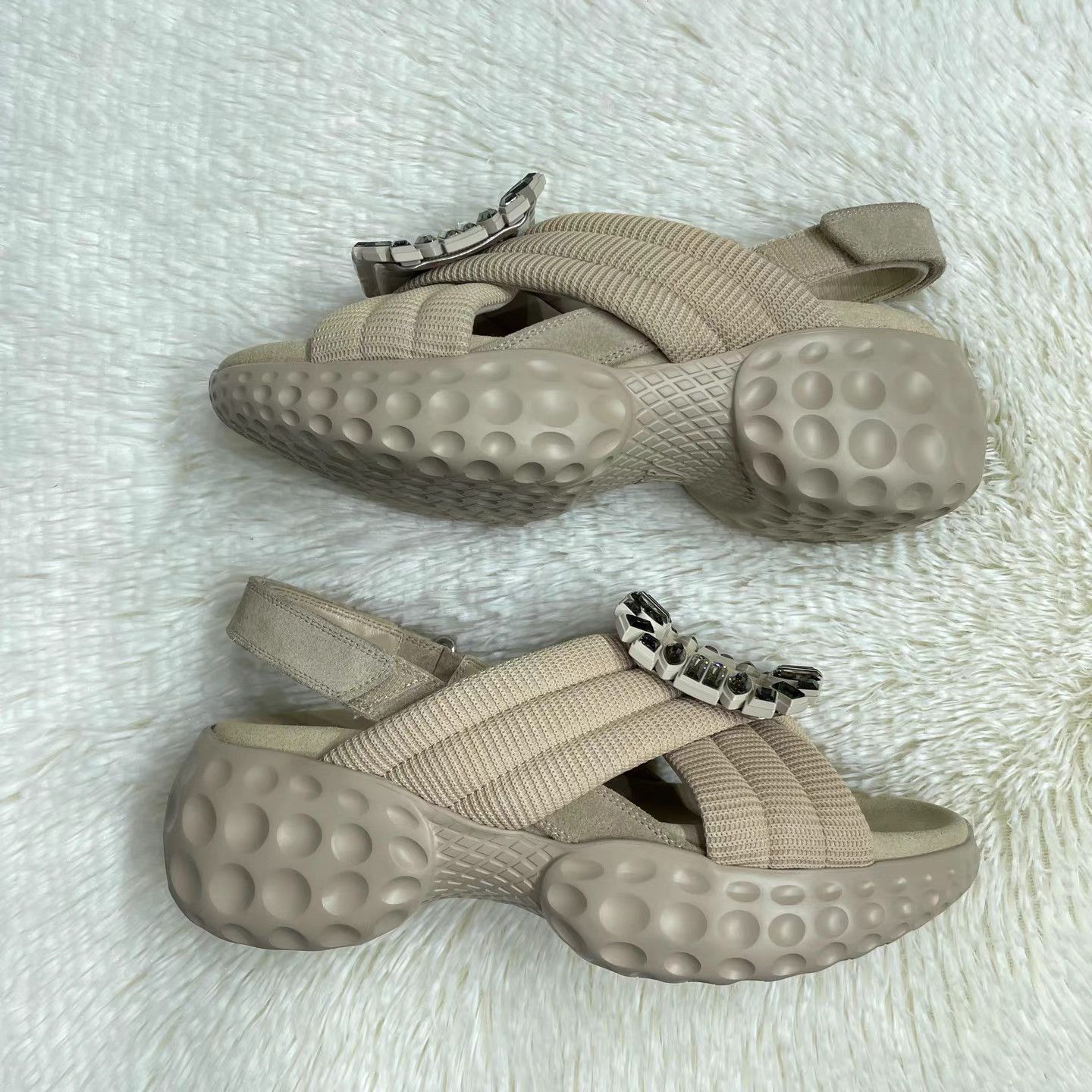 Roger Vivier Roger Vivier Viv' Run Velcro Strap Sandals K15 Size US 7 / IT 37 - 5 Thumbnail