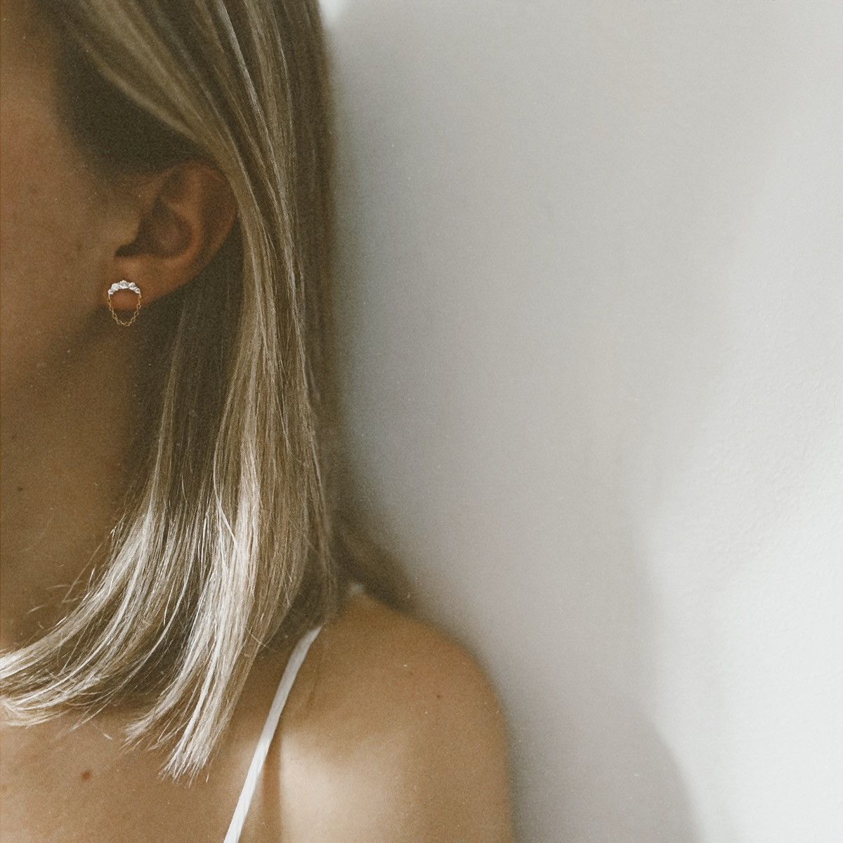 Designer × Vintage Dream chaser gold plated earrings. Size ONE SIZE - 2 Thumbnail