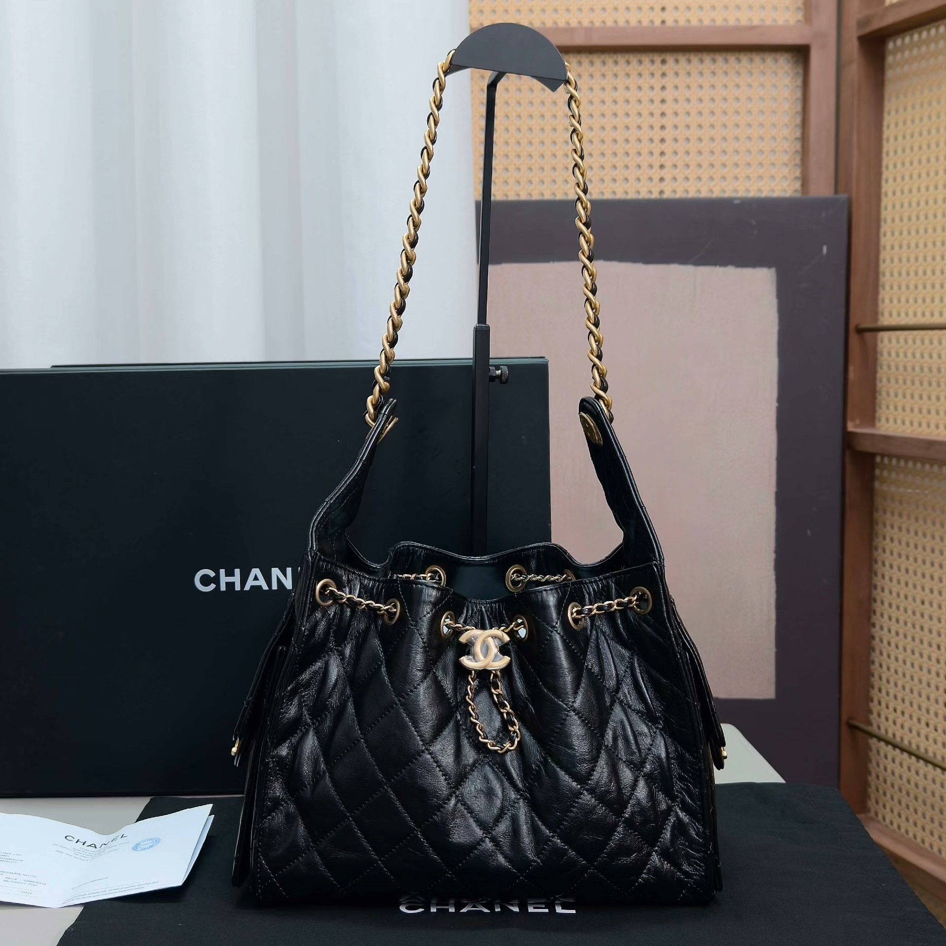 Chanel Pre-loved Bag Very good condition Size ONE SIZE - 1 Thumbnail