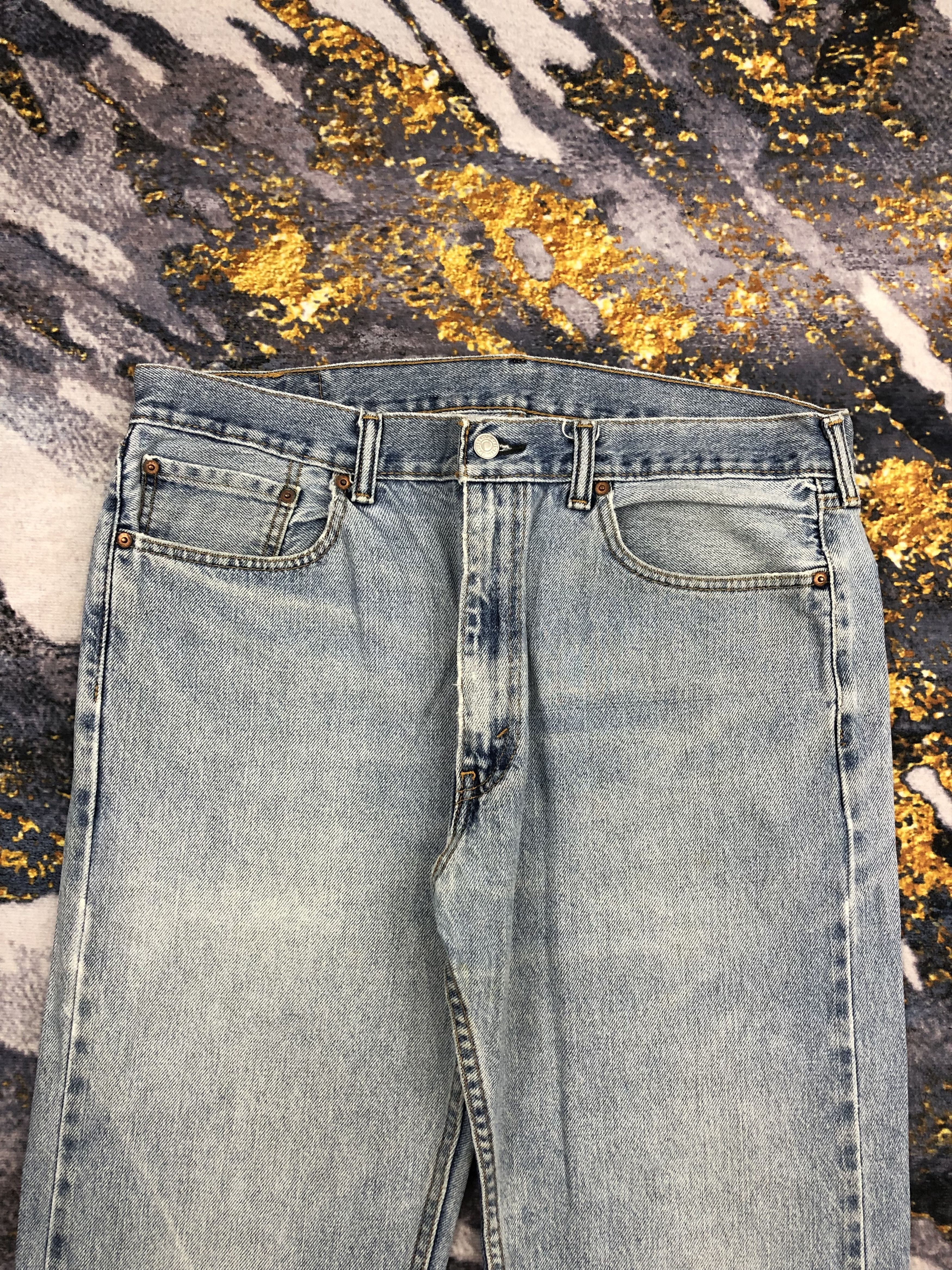 Levi's Vintage Levis 505 Light Washed Jeans DPP0159 Size US 37 - 2 Thumbnail