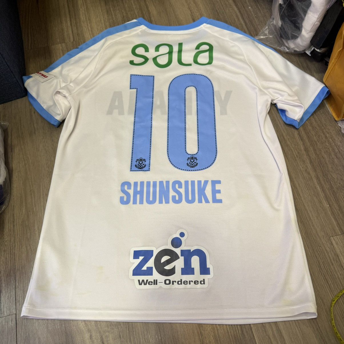 Puma Jublio iwata 2018 away shirt #10 Nakamura Size US M / EU 48-50 / 2 - 2 Thumbnail
