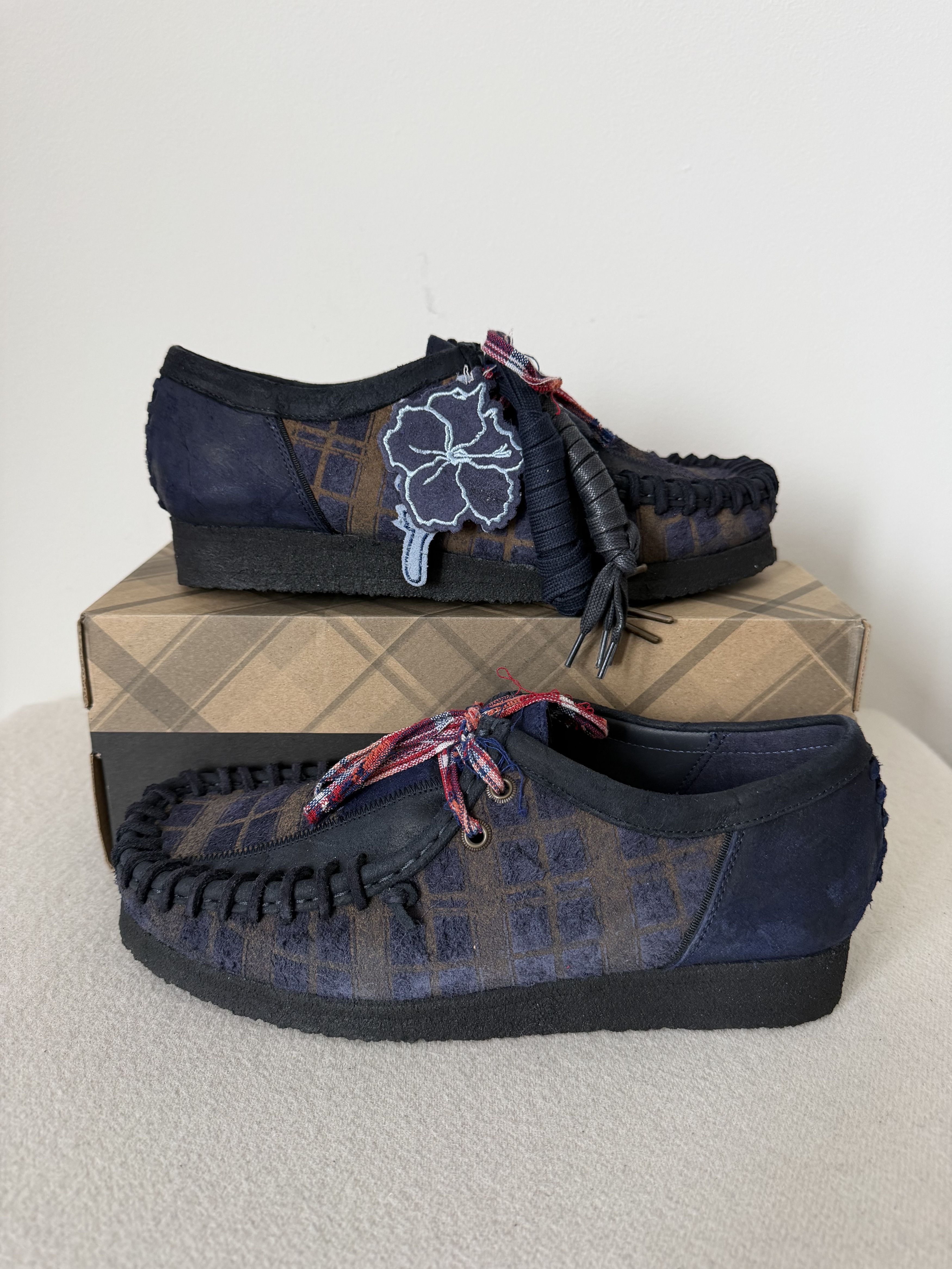 Nicholas Daley Nicholas Daley Clarks Wallabee in Navy Combi Size US 9 / EU 42 - 2 Thumbnail