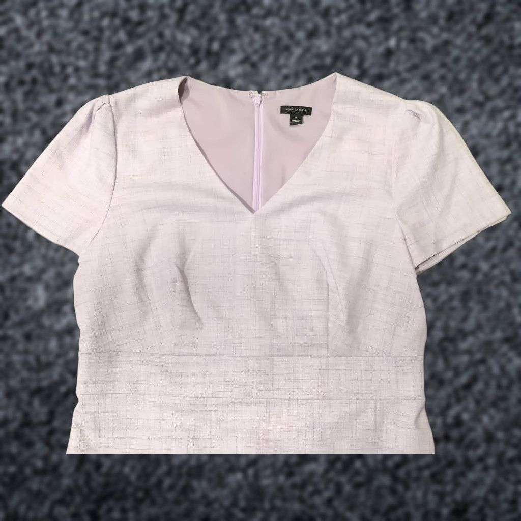 Ann Taylor Ann Taylor Dress Womens 6 Lilac Purple Sheath Career V-Neck Short Sleeve Lined Size 28" / US 6 / IT 42 - 1 Thumbnail