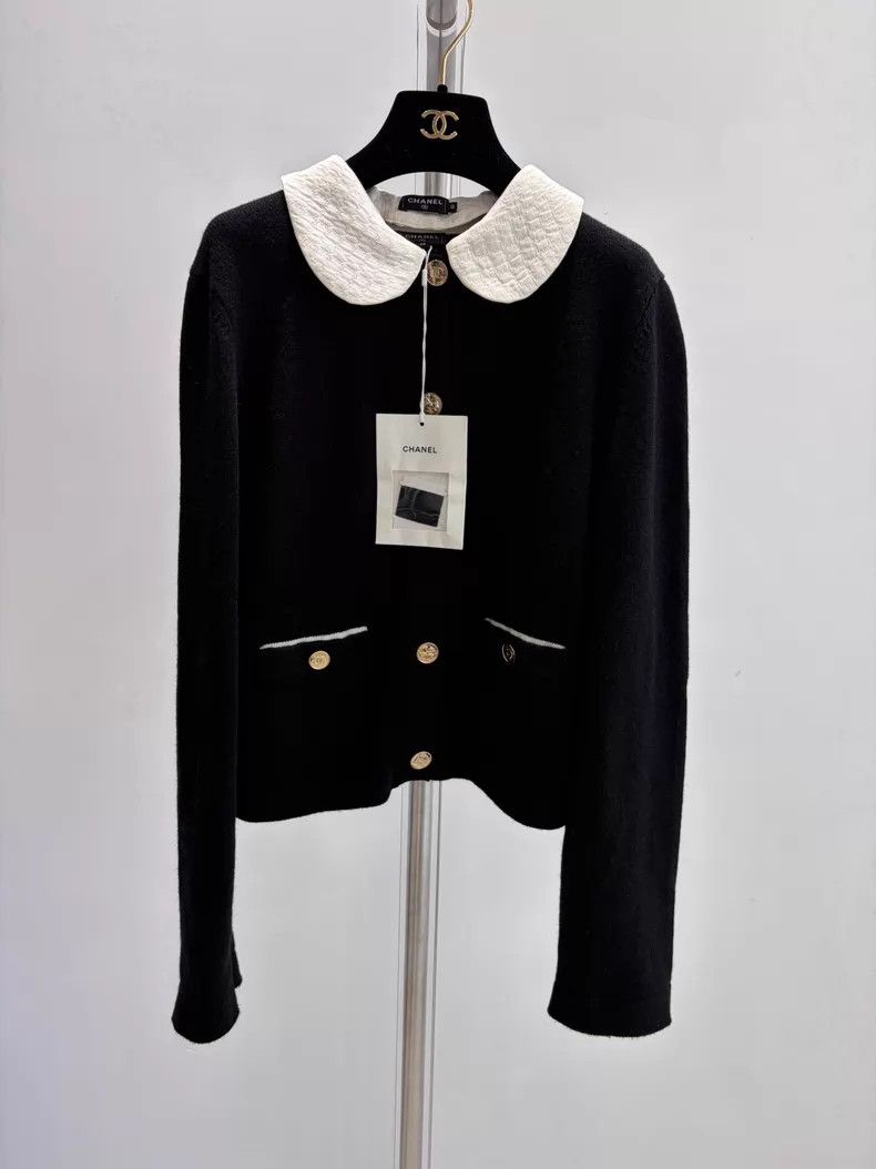 Chanel Chanel Black doll collar cardigan coat Size S / US 4 / IT 40 - 1 Thumbnail