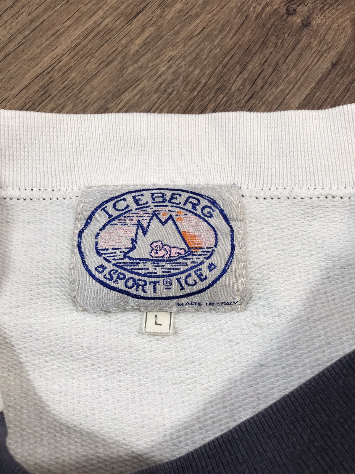 Iceberg Iceberg Vintage Sweatshirt Size L Size US L / EU 52-54 / 3 - 8 Thumbnail