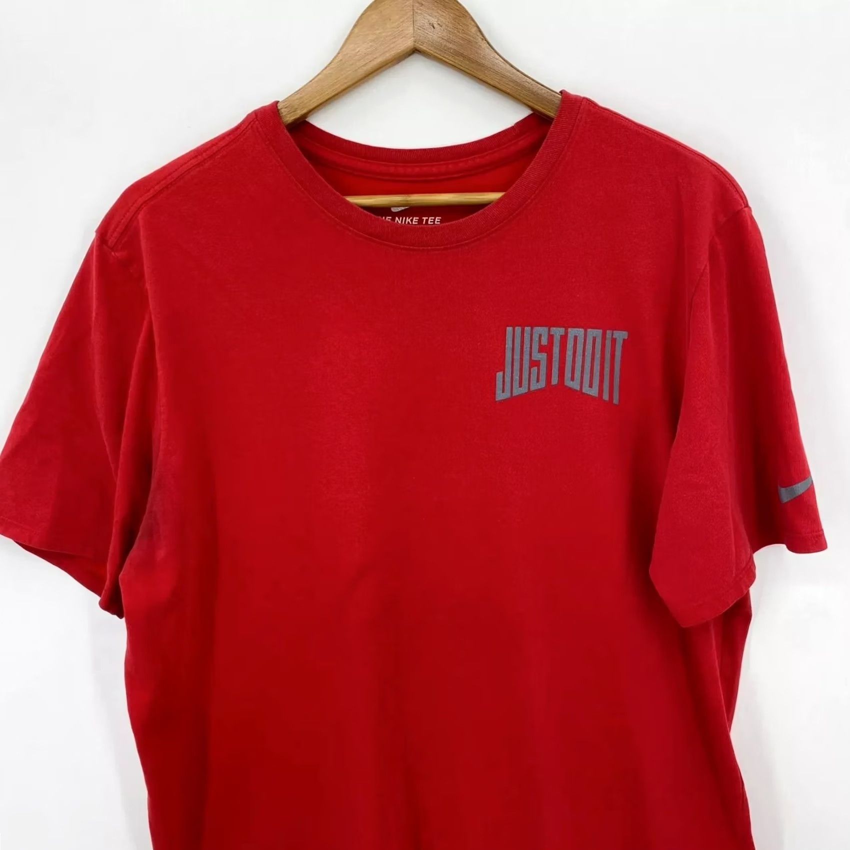 Nike Nike Just Do It T-Shirt Men's XL Red Double Sided Logo Short Sleeve Crew Neck Size US XL / EU 56 / 4 - 2 Thumbnail
