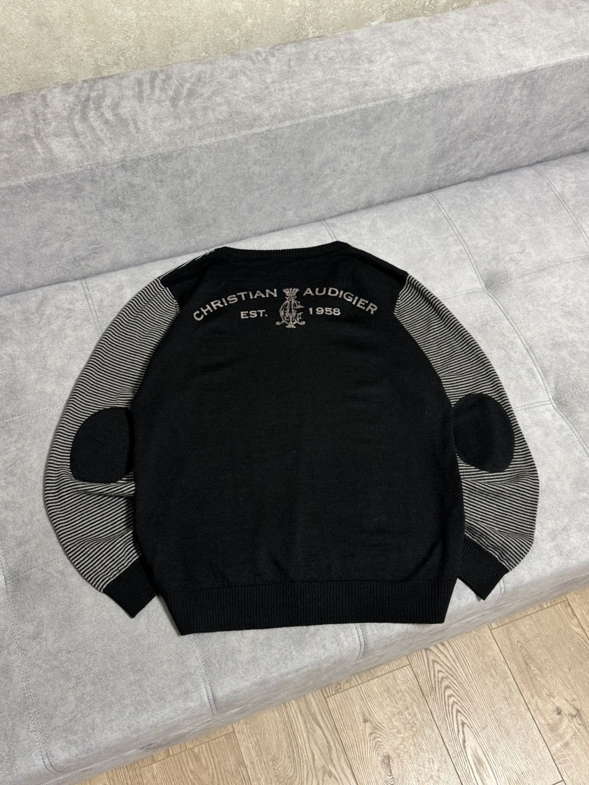 Christian Audigier × Ed Hardy × Vintage Vintage Designer Christian Audigier Ed Hardy Y2K sweater Size US L / EU 52-54 / 3 - 1 Thumbnail