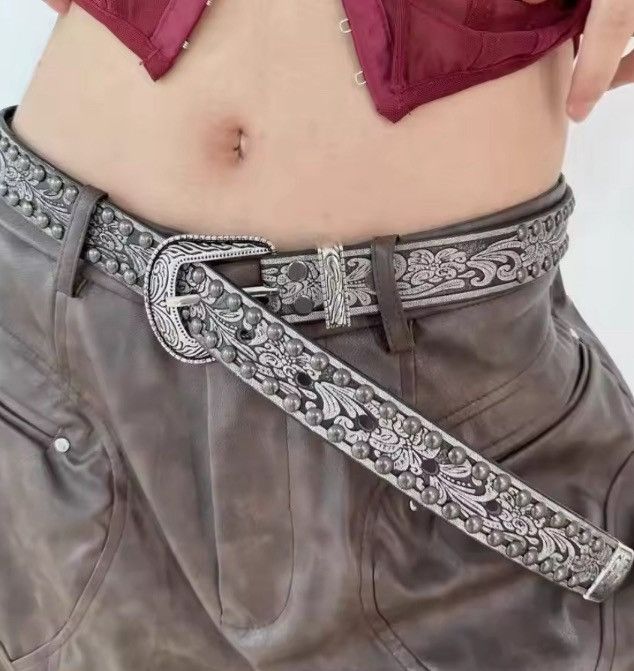 Japanese Brand 112 cm Engraved PU Leather Stud Belt | Vintage Western Style Size ONE SIZE - 3 Thumbnail