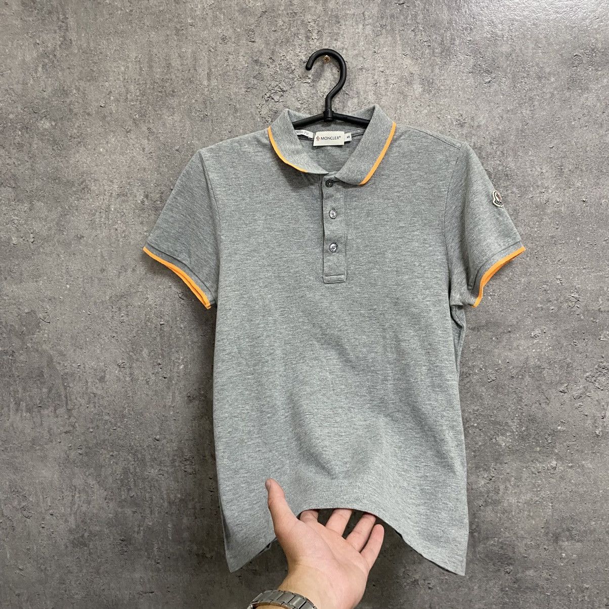 Moncler Moncler Polo T-shirt Size US S / EU 44-46 / 1 - 2 Thumbnail