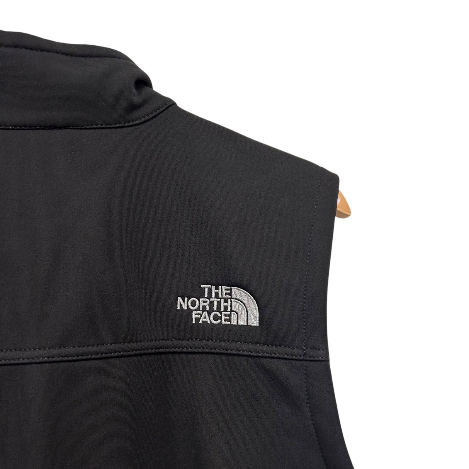 The North Face The North Face Black Vest Sz M Mens Size US M / EU 48-50 / 2 - 6 Thumbnail