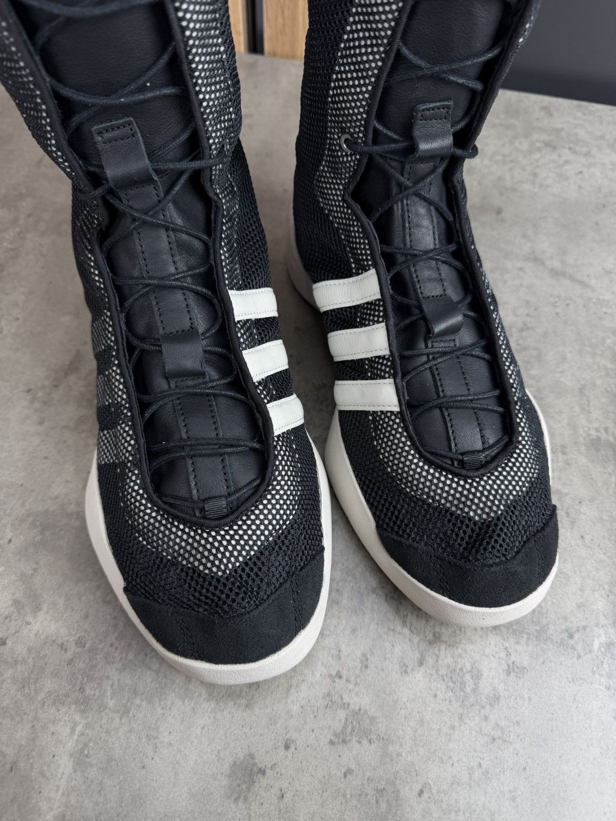 Adidas Adidas Y-3 Regu Boot Black/Talc Size US 8 Size US 8 / EU 41 - 3 Thumbnail