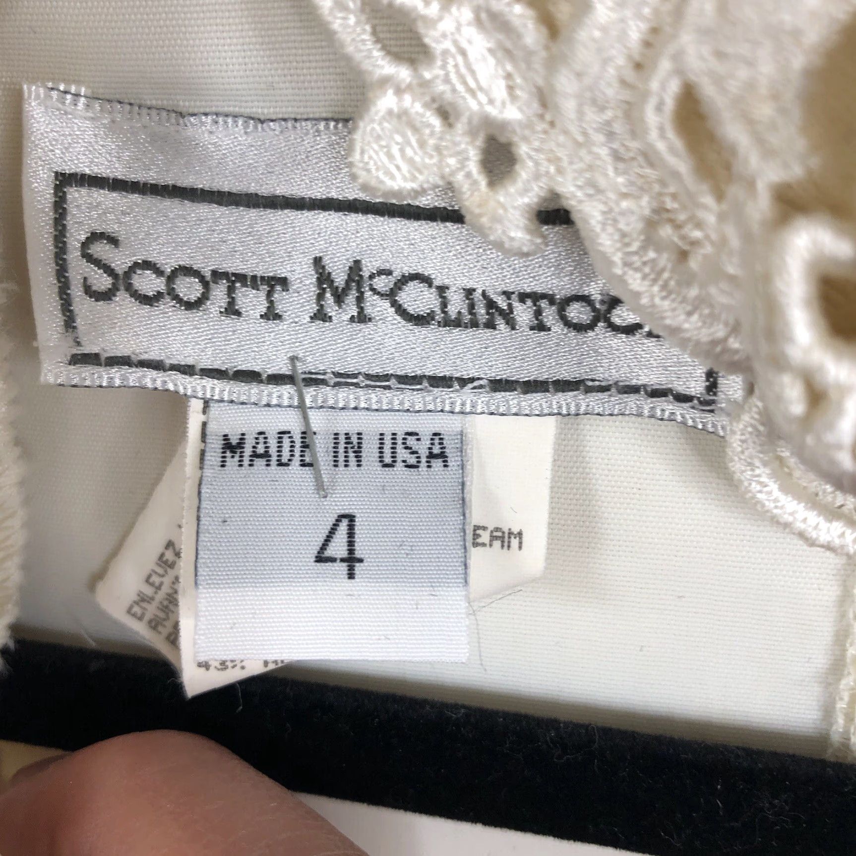 Vintage VINTAGE Scott McClintock Dress Womens 4 Cream Victorian Romantic Formal Dress Knee Length Ivory Damask Pencil Dress 80s Wedding Mens Womens Girls? Size S / US 4 / IT 40 - 7 Thumbnail