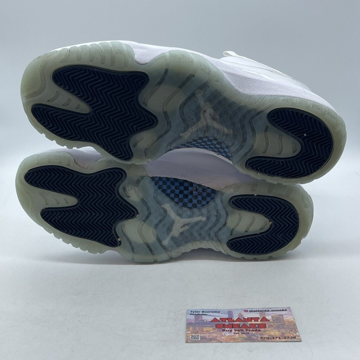 Jordan Brand Air Jordan 11 low legend blue Size US 9.5 / EU 42-43 - 7 Thumbnail