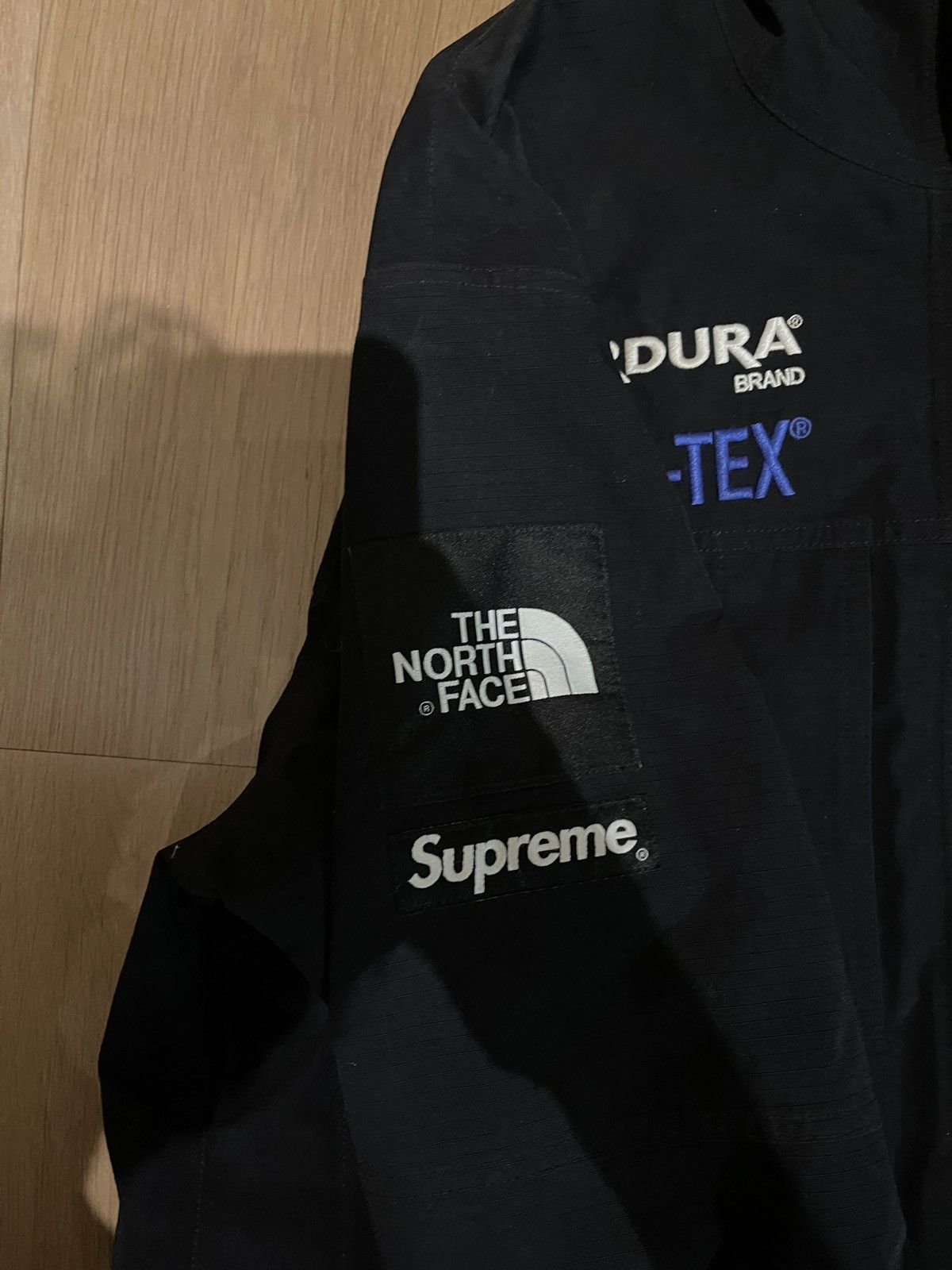 Supreme × The North Face Supreme The North Face Expedition (FW18) Jacket Size US XL / EU 56 / 4 - 3 Thumbnail