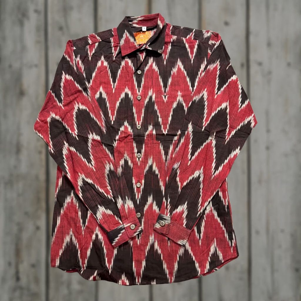 Vintage VINTAGE Shirt Mens S Western Button Up Aztec USA Made 90s Long-sleeve Distressed fade flaws Size US S / EU 44-46 / 1 - 1 Thumbnail