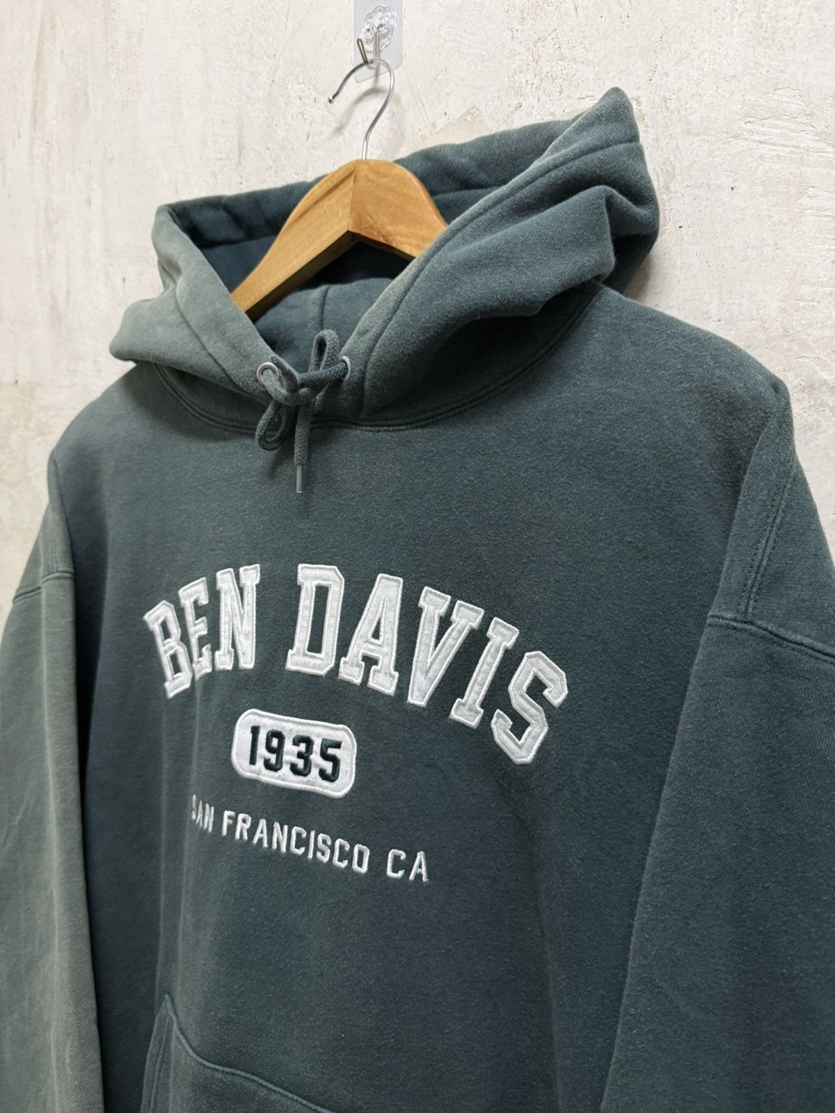 Ben Davis 2000s Ben Davis Kanye West Sun Faded Hoodie Size US L / EU 52-54 / 3 - 3 Thumbnail