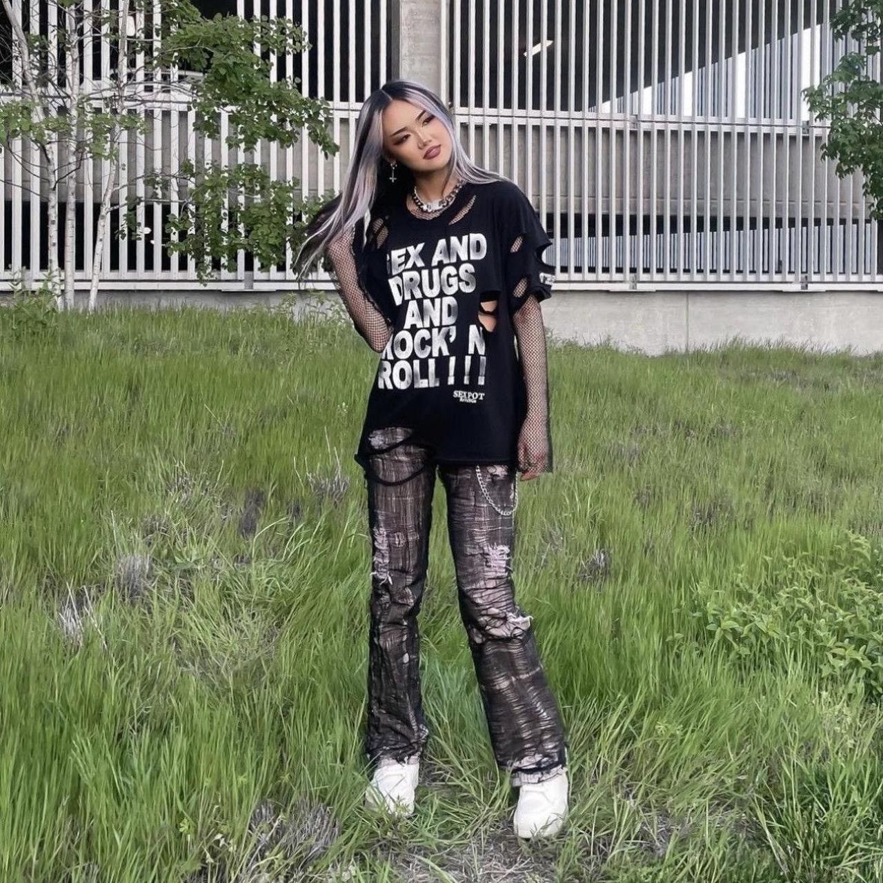 Sex Pot ReVeNGe Sex Pot Revenge Distressed Graphic Shirt Size US L / EU 52-54 / 3 - 11 Thumbnail