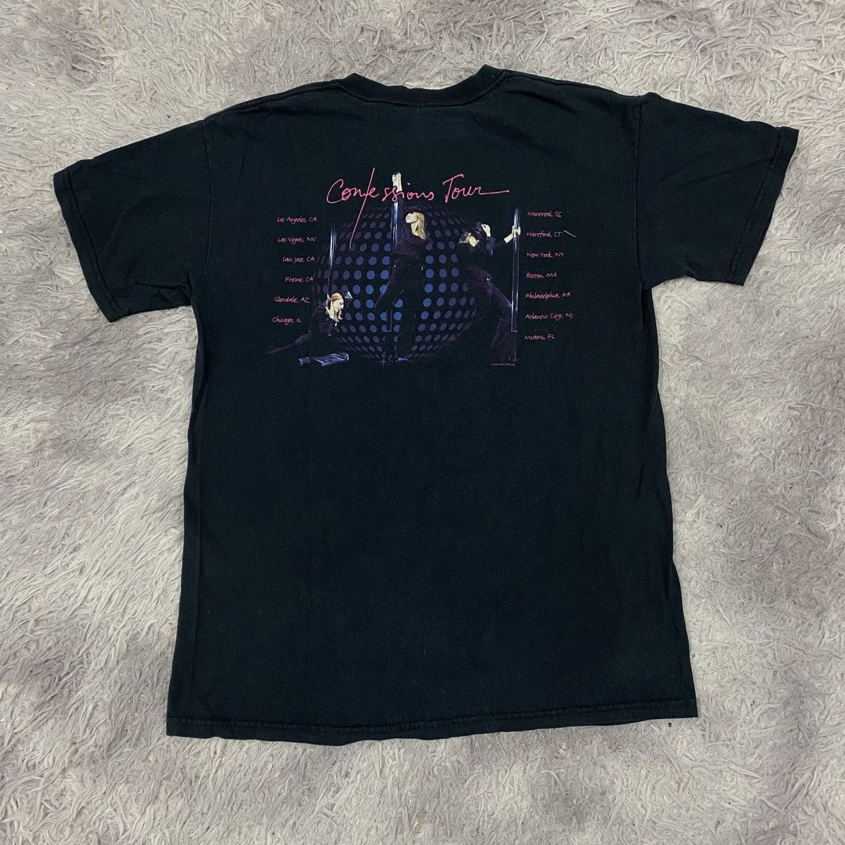 Band Tees × Gildan × Vintage Vintage Y2K solo singer Madonna band confession tour Size US M / EU 48-50 / 2 - 2 Thumbnail
