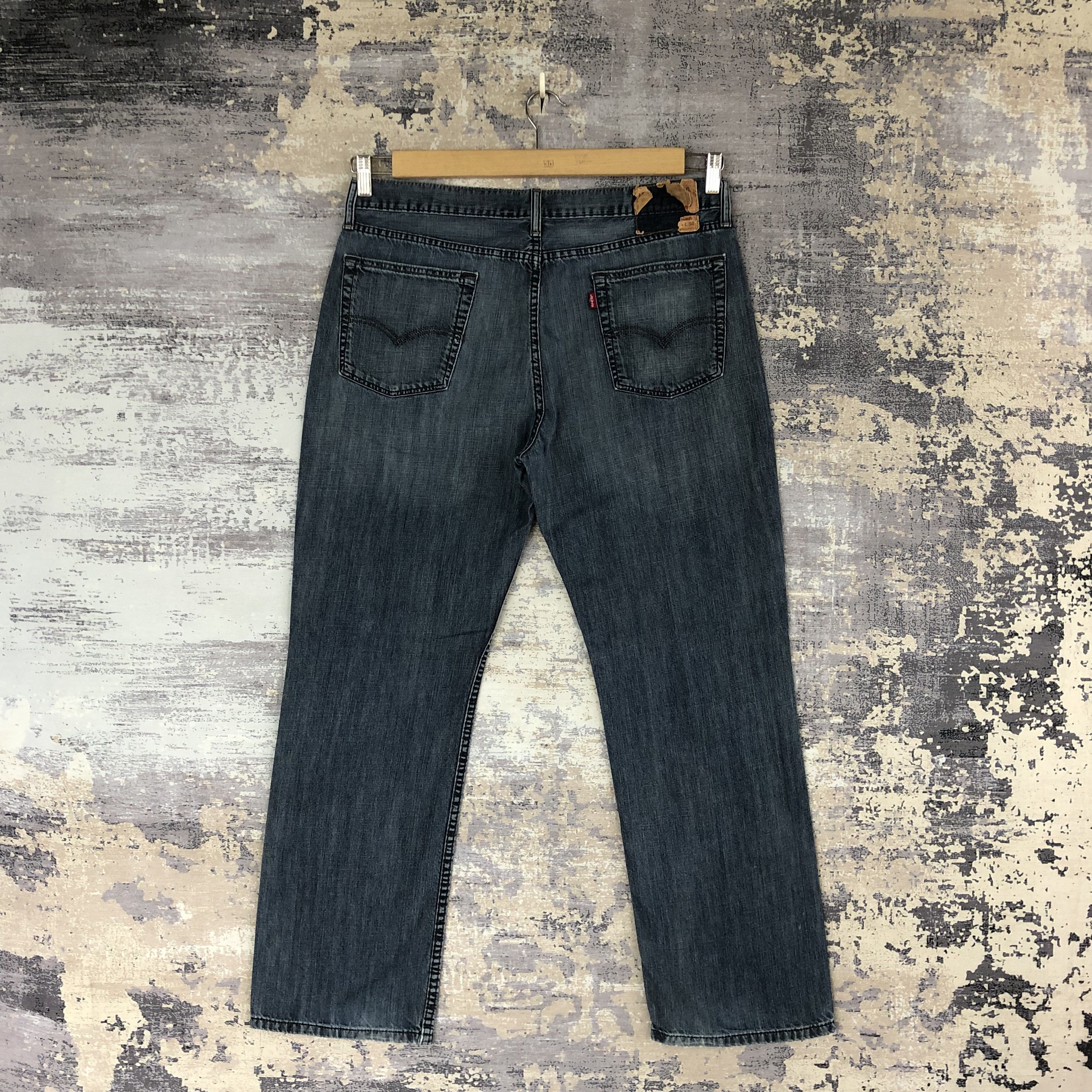 Levi's Vintage Levis Straight Leg Jeans Levi's Faded Denim Pants Size US 34 / EU 50 - 2 Thumbnail