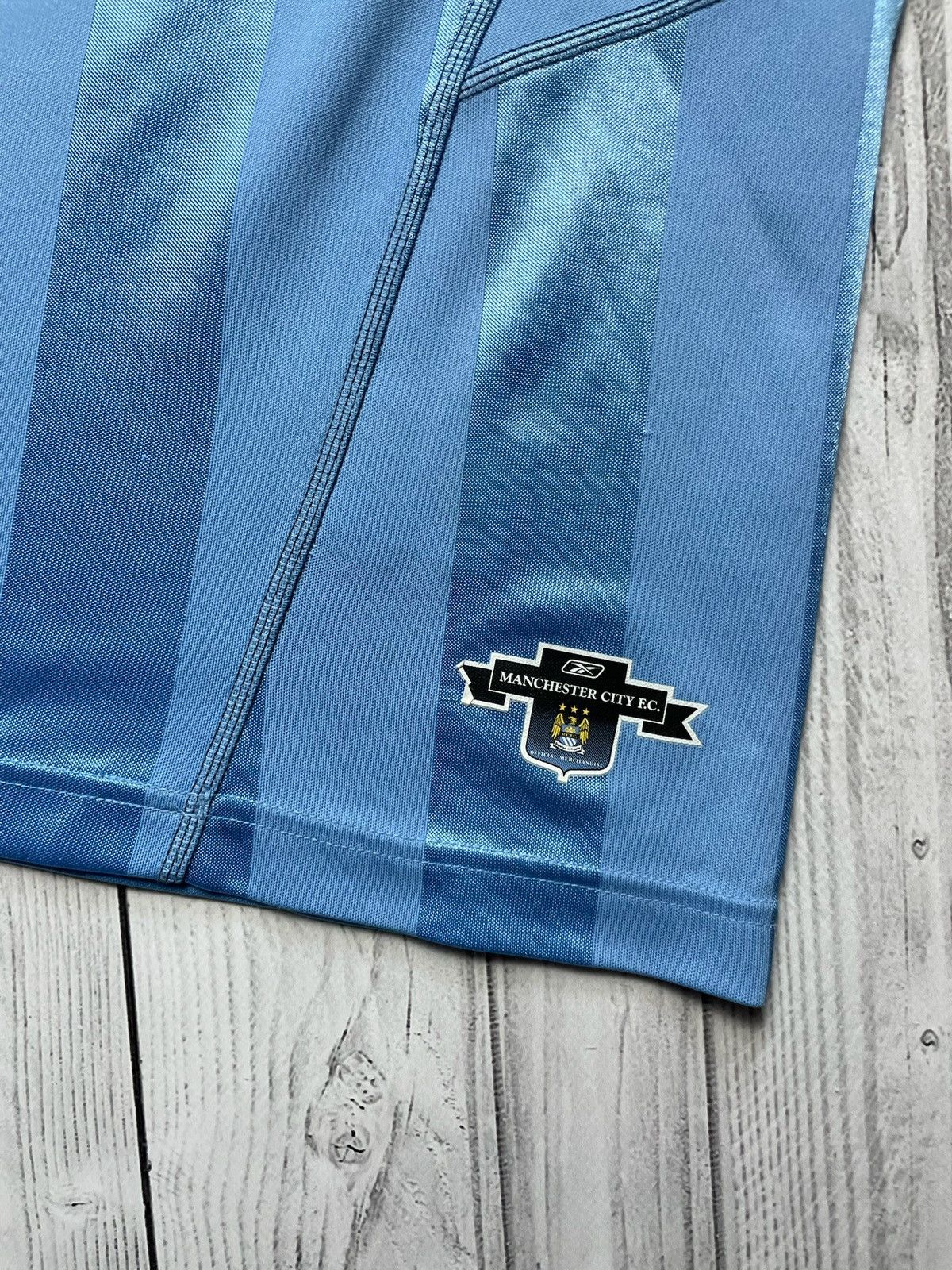 Reebok × Vintage Vintage Reebok Manchester City soccer jersey size L blue Size US L / EU 52-54 / 3 - 3 Thumbnail