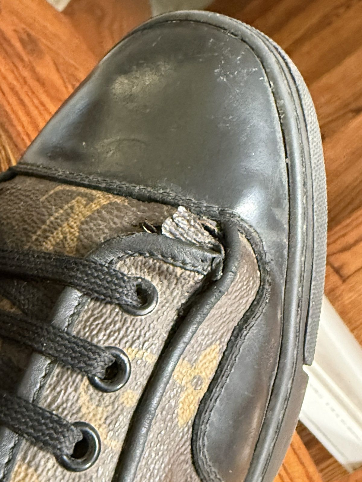 Louis Vuitton Louis Vuitton Calfskin Monogram Slalom Sneakers Leather Size US 9.5 / EU 42-43 - 23 Thumbnail