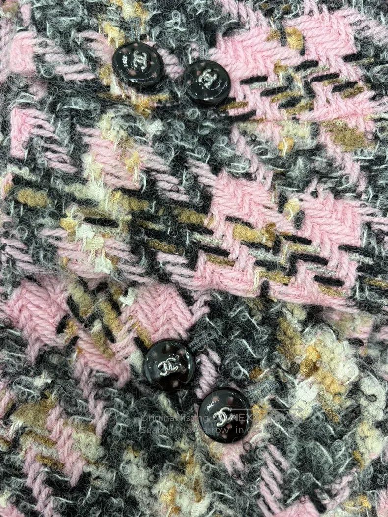 Chanel Chanel Autumn and winter show pink woollen woven short coa Size S / US 4 / IT 40 - 4 Thumbnail
