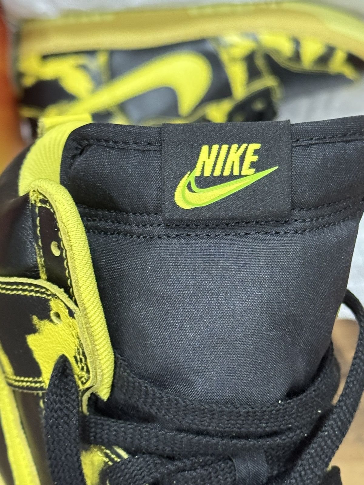 Nike Nike Dunk High 1985 SP Yellow Strike Size US 9.5 / EU 42-43 - 7 Thumbnail