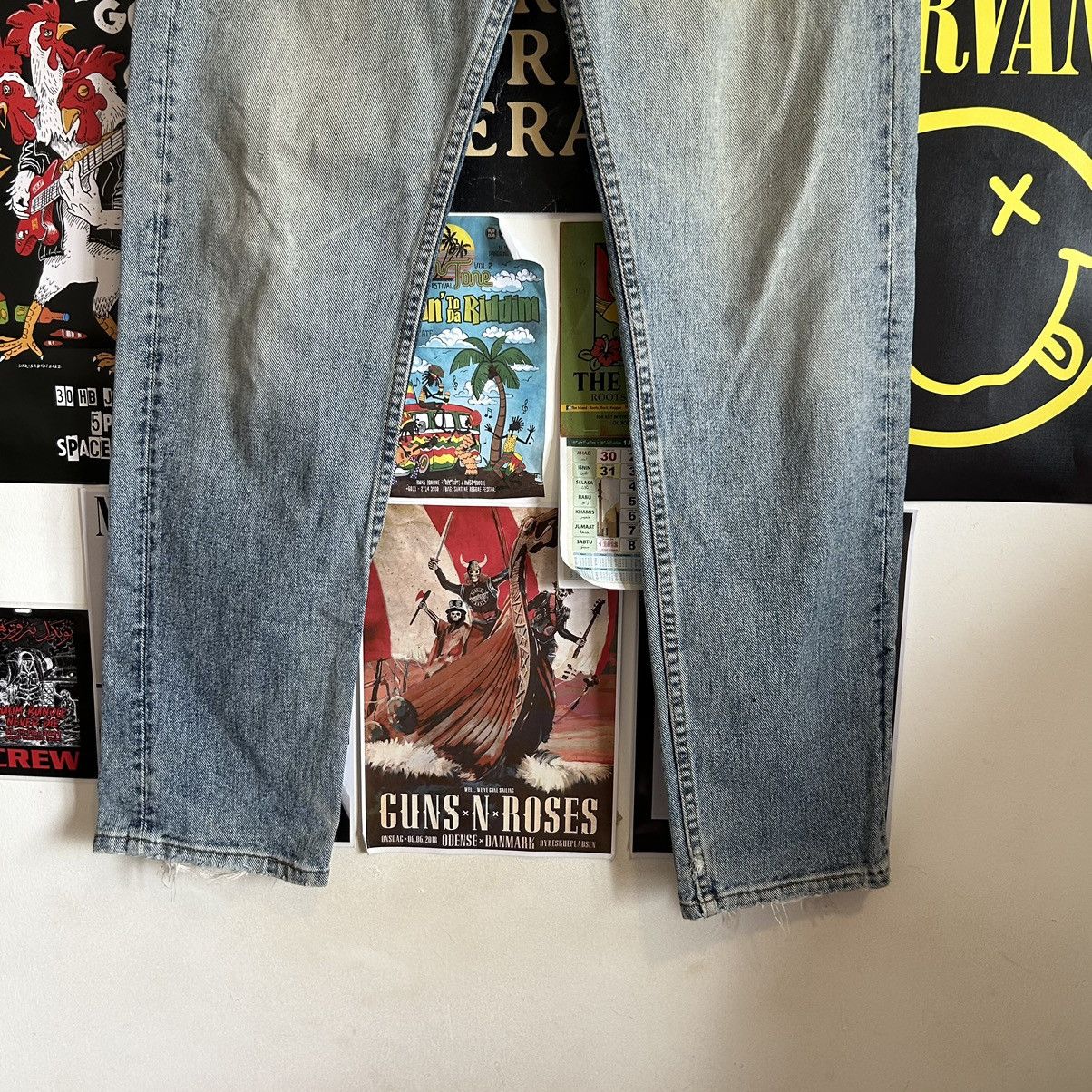 Levi's Vintage Levi’s 505 USA Washed Blue Distressed Denim Size US 35 - 3 Thumbnail