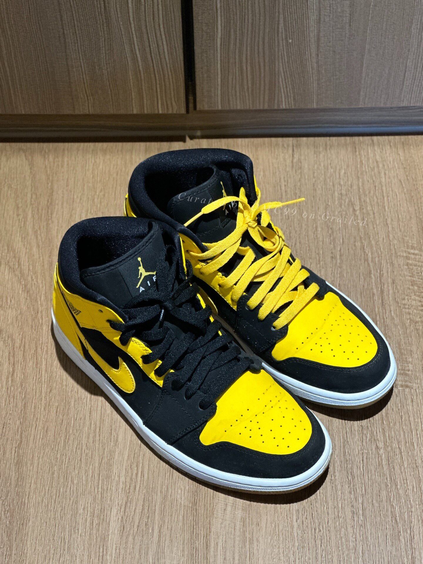 Jordan Brand Air Jordan 1 New Love High Top Size US 10 / EU 43 - 1 Thumbnail