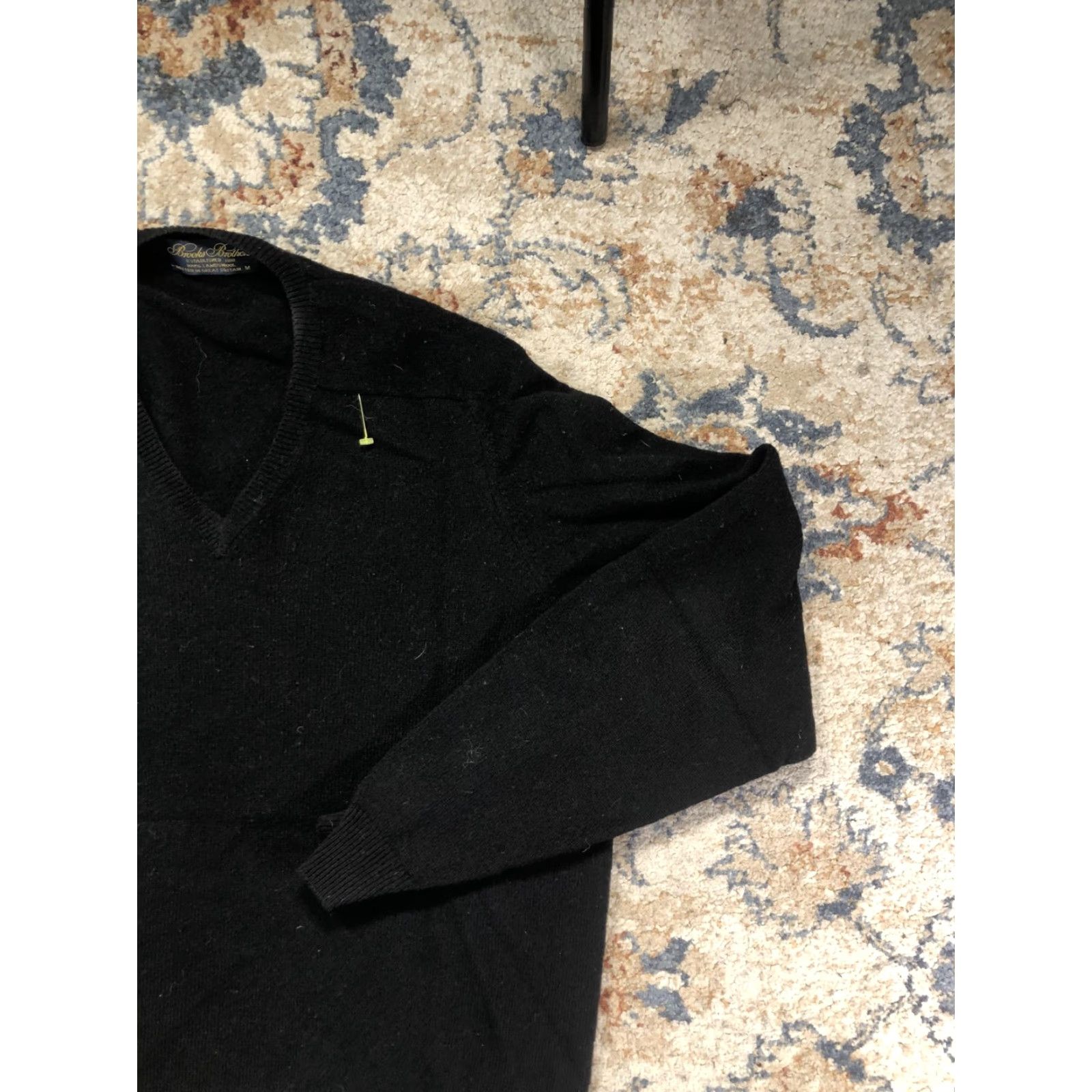 Brooks Brothers Brooks Brothers Sweater Mens M Black 100% Lambswool Knit V Neck Pullover Size US M / EU 48-50 / 2 - 4 Thumbnail