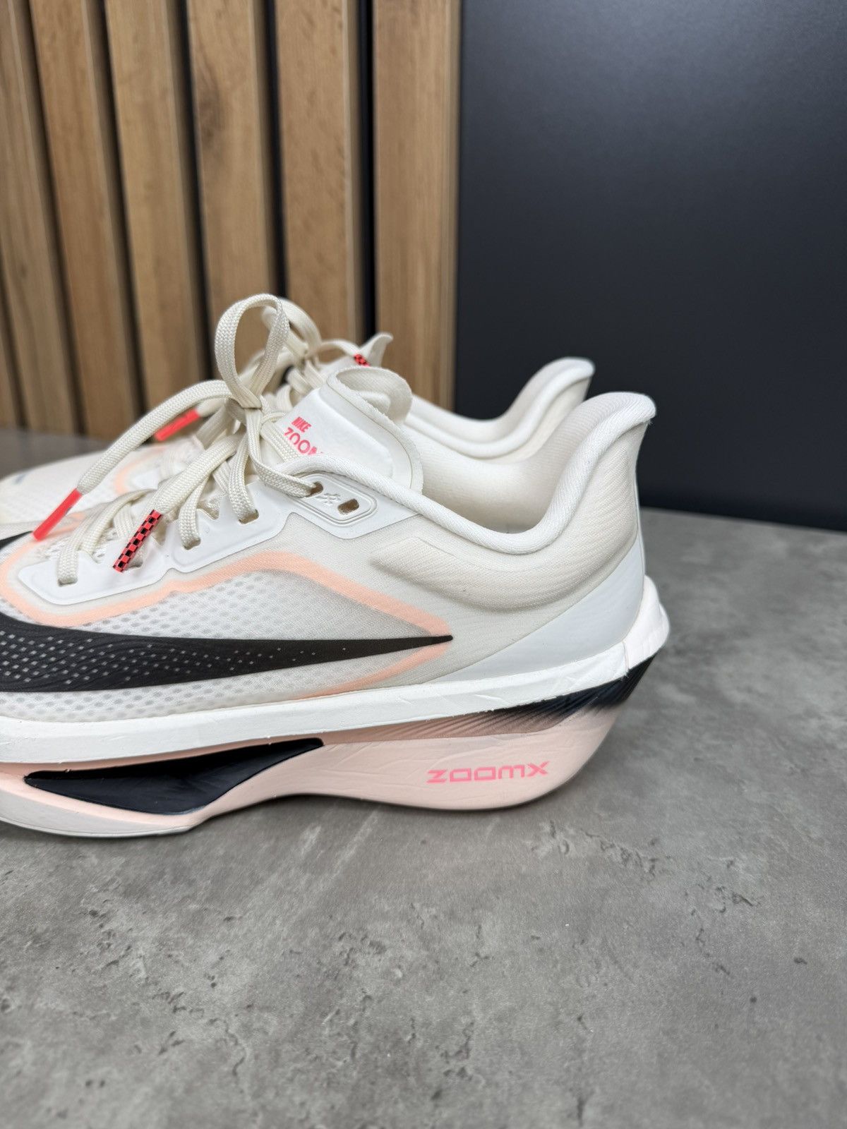 Nike Nike Zoom Fly 6 Pale Ivory Crimson Tint Sneakers Size 39 Size US 8 / IT 38 - 2 Thumbnail