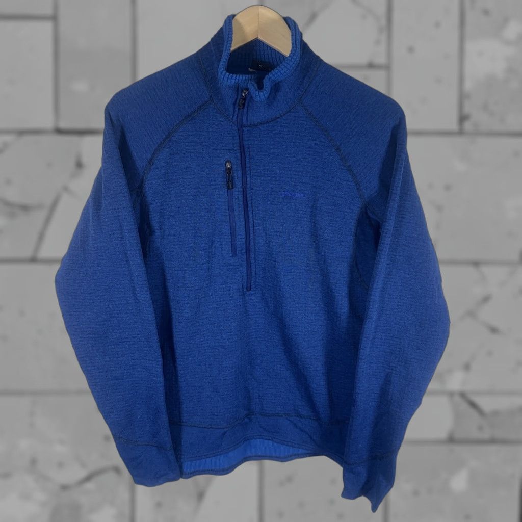 Patagonia Patagonia Half Zip Pullover Mens Size M Blue Pullover Zip Casual Activewear Mens M Blue Patagonia Half Zip Pullover Size US M / EU 48-50 / 2 - 1 Thumbnail