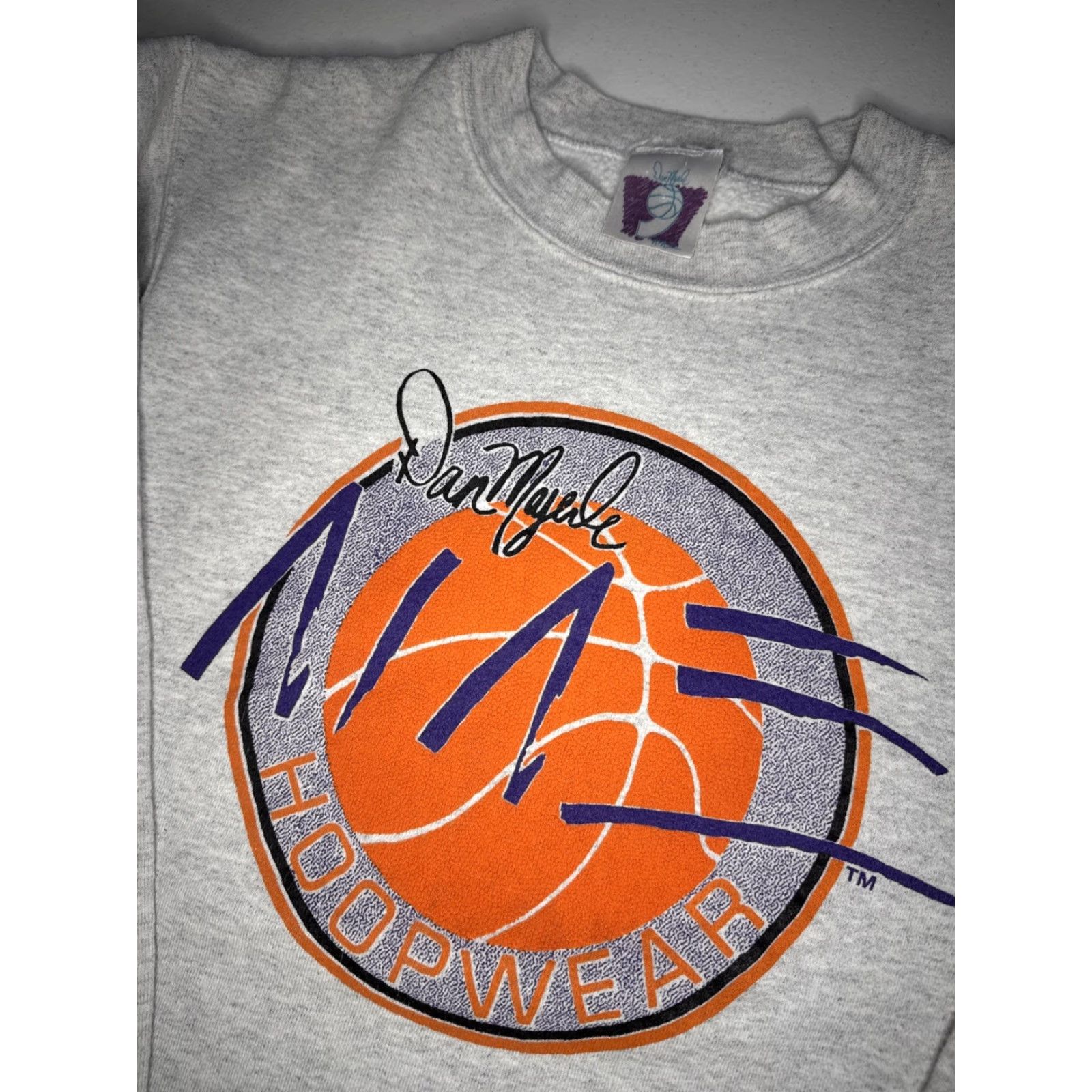 Vintage VINTAGE Dan Majerle Hoopwear Made In USA Crewneck Sweatshirt Suns Tag XL Fits S Gray Men Sweatshirt USA 90s? Size US S / EU 44-46 / 1 - 2 Thumbnail