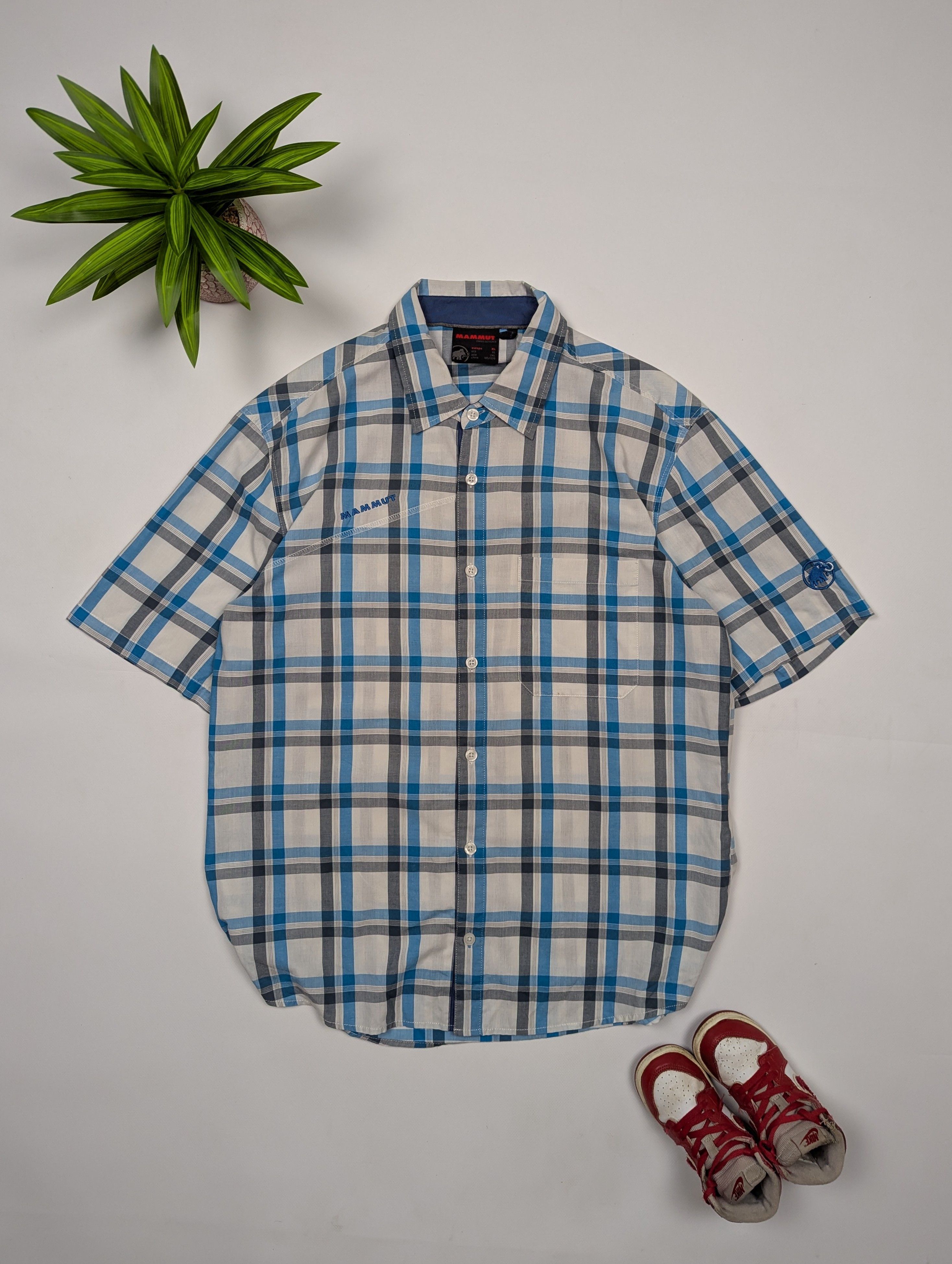 Mammut Mammut Men’s XL Short Sleeve Check Shirt Blue Grey Outdoor Size US XL / EU 56 / 4 - 1 Thumbnail
