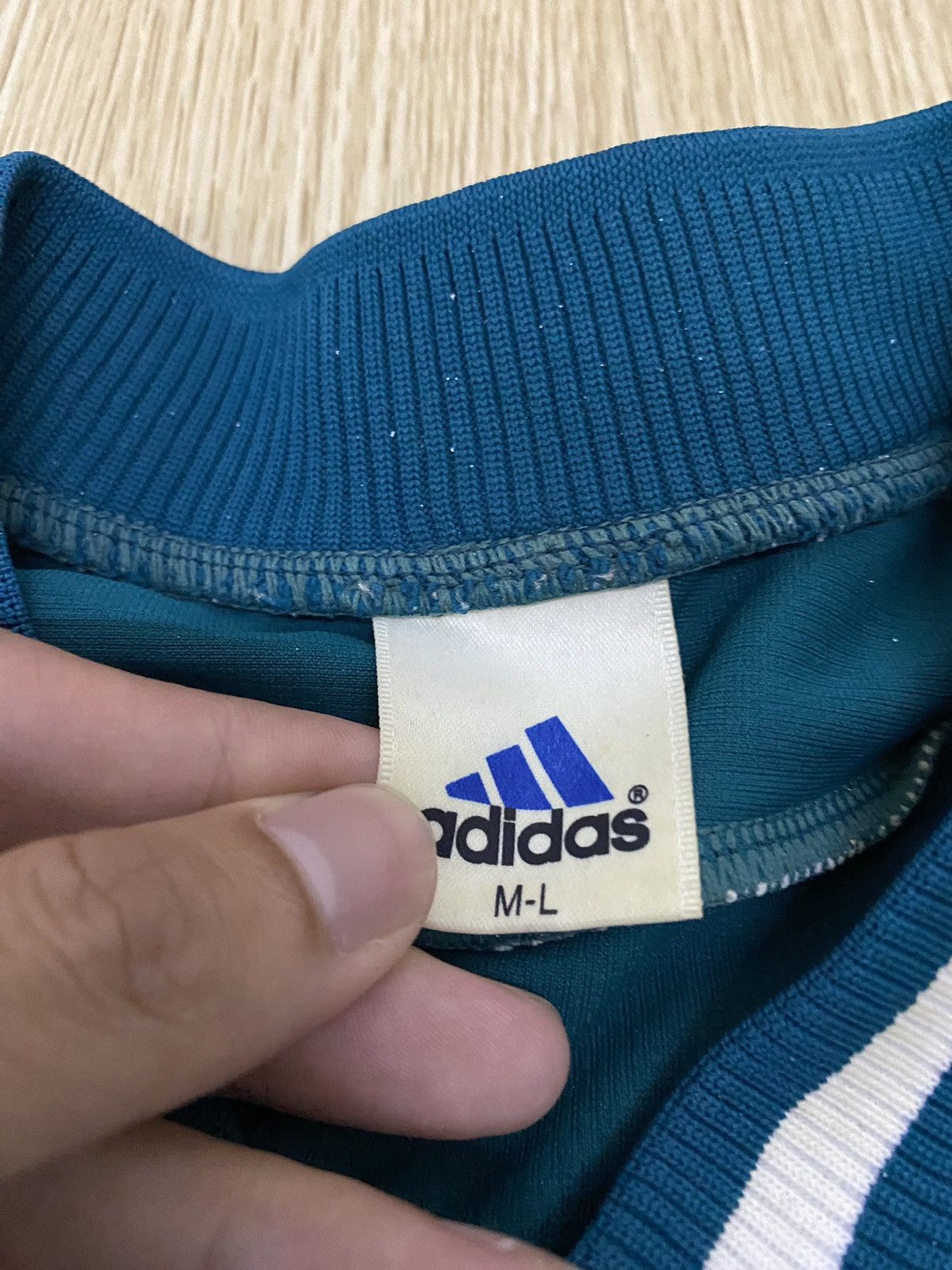 Adidas × Vintage Vintage adidas 15 jersey Size US M / EU 48-50 / 2 - 6 Thumbnail