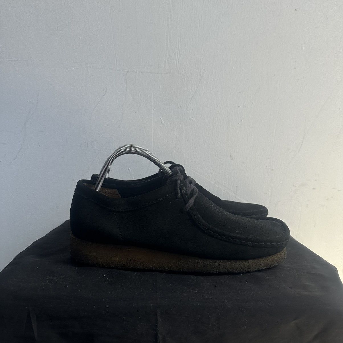 Clarks Clarks Wallabee Black Suede Low Size US 8.5 / EU 41-42 - 4 Thumbnail