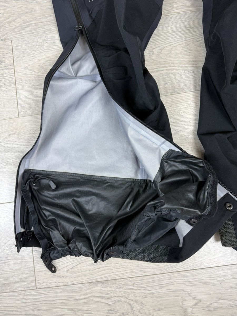 Arc'teryx Arcteryx Vintage Gore Tex XCR pants Size US 36 / EU 52 - 9 Thumbnail