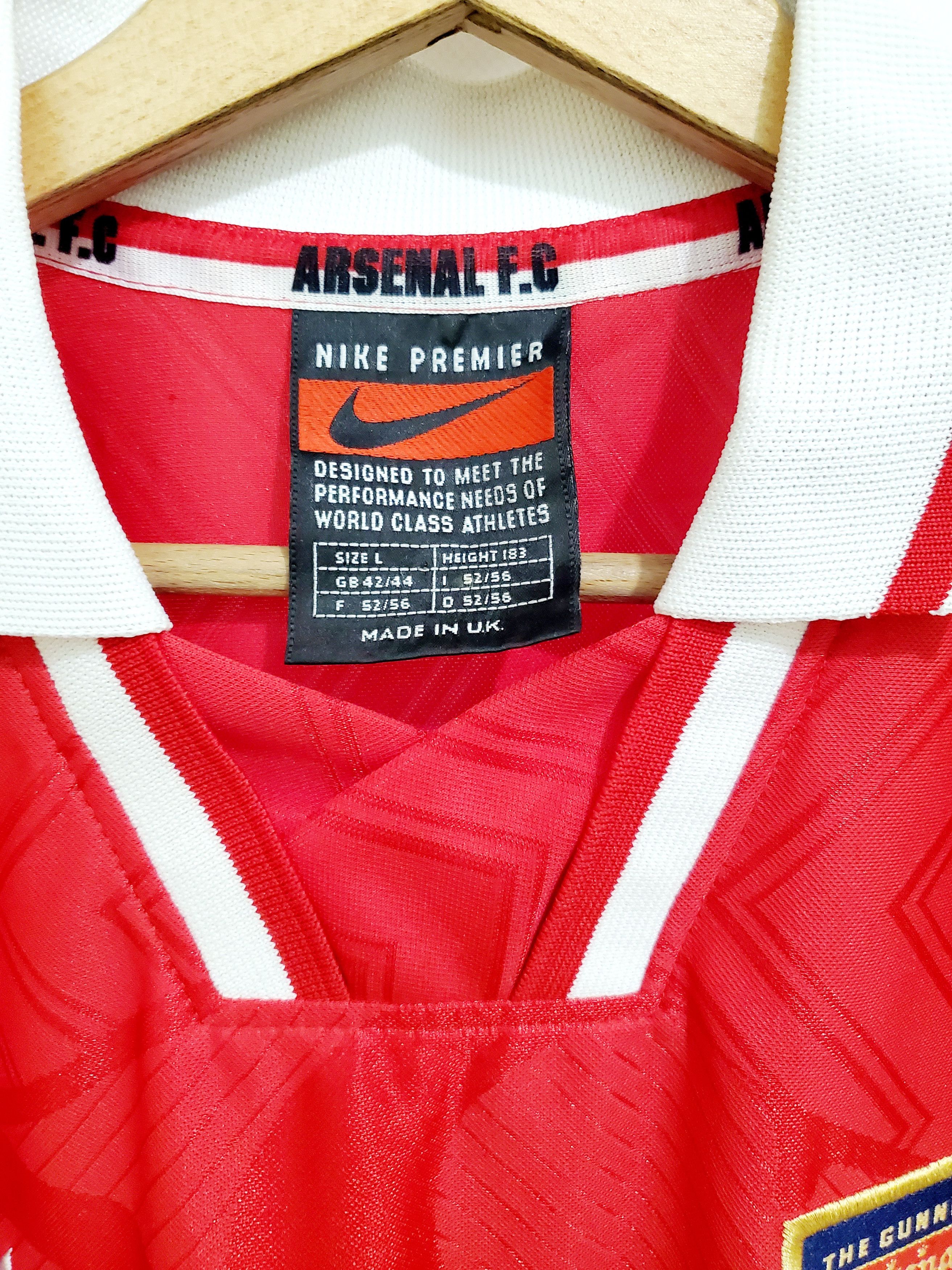 Nike × Vintage 1996-98 Arsenal FC GUNNERS London Home jersey new conditionL Size US L / EU 52-54 / 3 - 6 Thumbnail