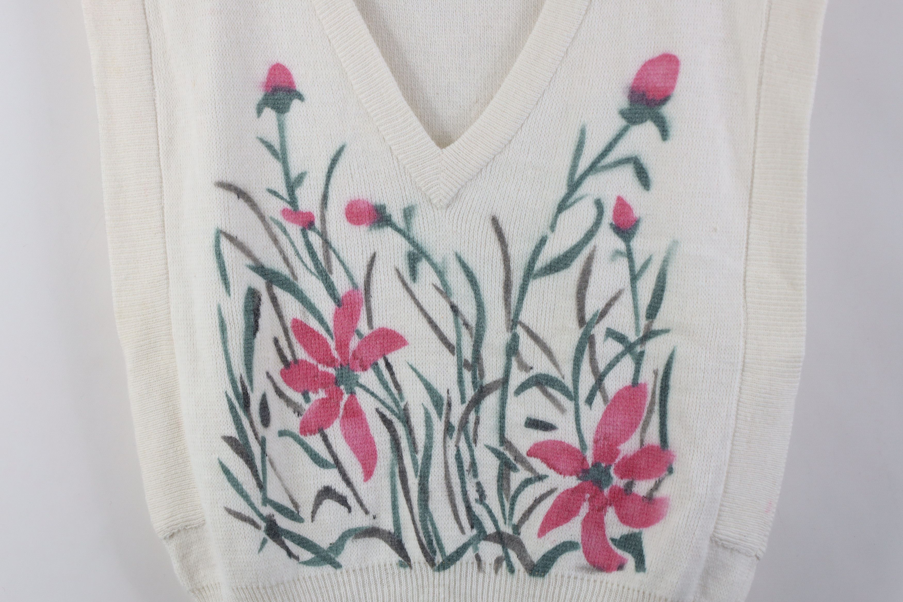 Vintage Vintage 70s Streetwear Flower Knit Sweater Vest White Size M / US 6-8 / IT 42-44 - 4 Thumbnail