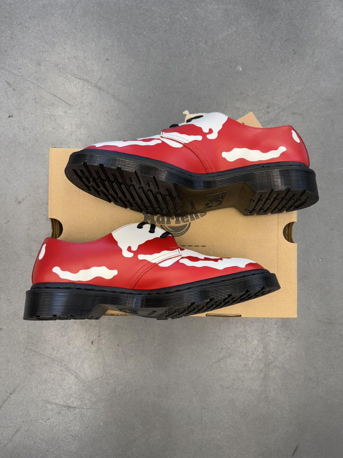 Supreme Dr. Martens 1461 3-Eye Shoes Supreme Skull Red Size US 9 / EU 42 - 2 Thumbnail