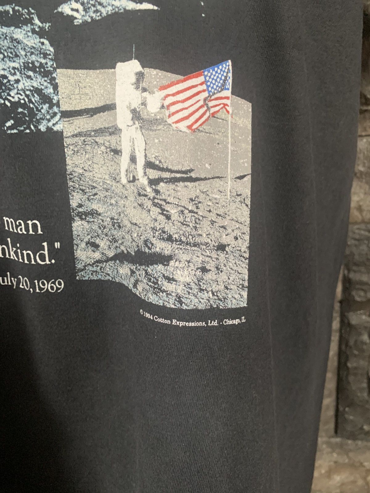 NASA × Vintage Vintage 90s Neil Armstrong Museum NASA T shirt Size US L / EU 52-54 / 3 - 3 Thumbnail